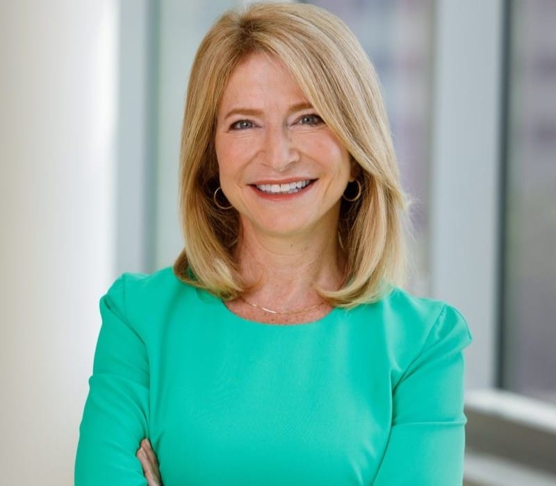 Michelle Marks Headshot